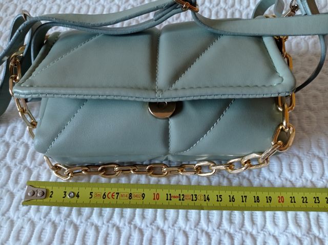 Bolso bandolera a estrenar con etiquetas