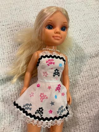 MUÑECA NANCY DISFRAZ