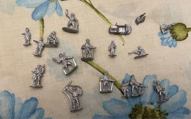 Modelli saldati in metallo bianco 1/72 1/76