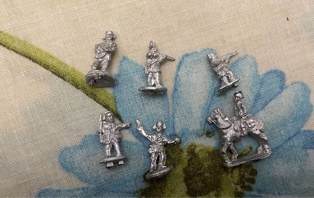 Modelli saldati in metallo bianco 1/72 1/76