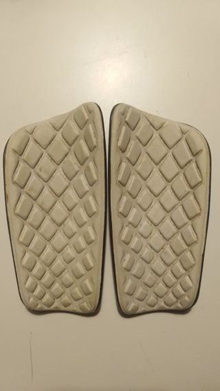 ESPINILLERAS NIKE CR7 PARA NIÑO
