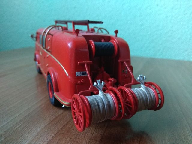 Pegaso Z-901 de Bomberos 1/43