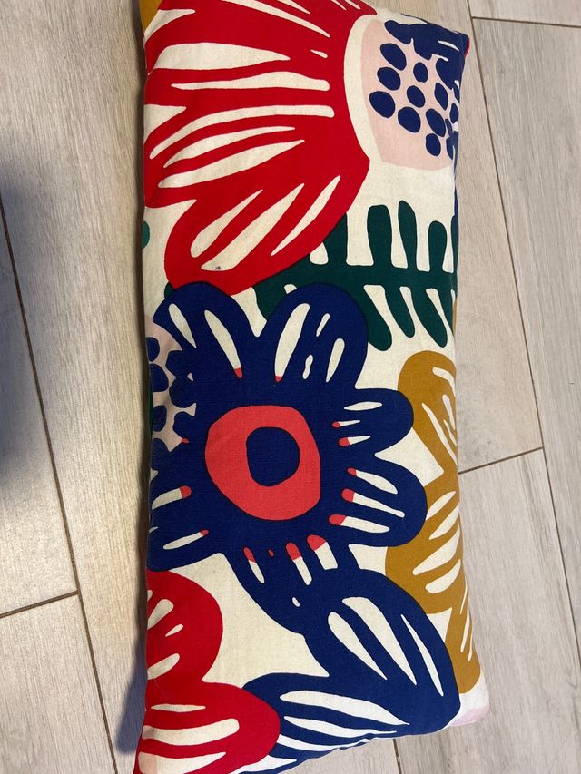 Cojín en perfecto estado