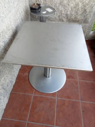 tavolo in acciaio inox