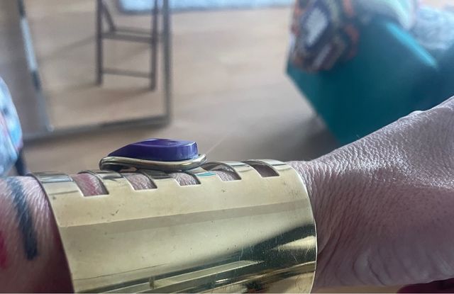 Brazalete dorado de Hoss Intropia