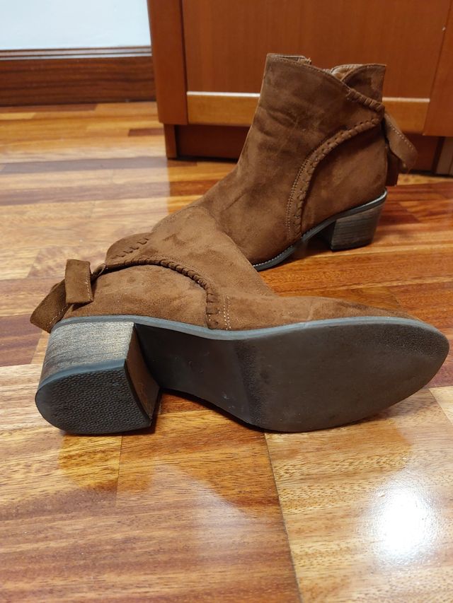 Botines marrones talla 38