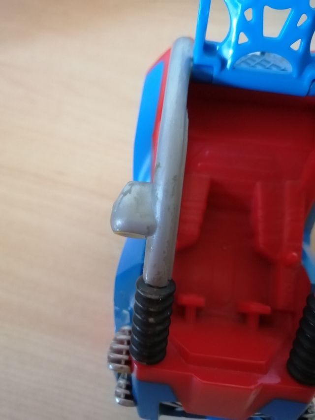 Coche de Spiderman más dos coches