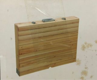 Mesa y cuatro sillas