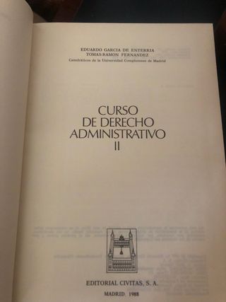 Tomos I y II Curso de derecho administrativo 1990