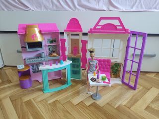 Barbie cook'n Grill Restaurant