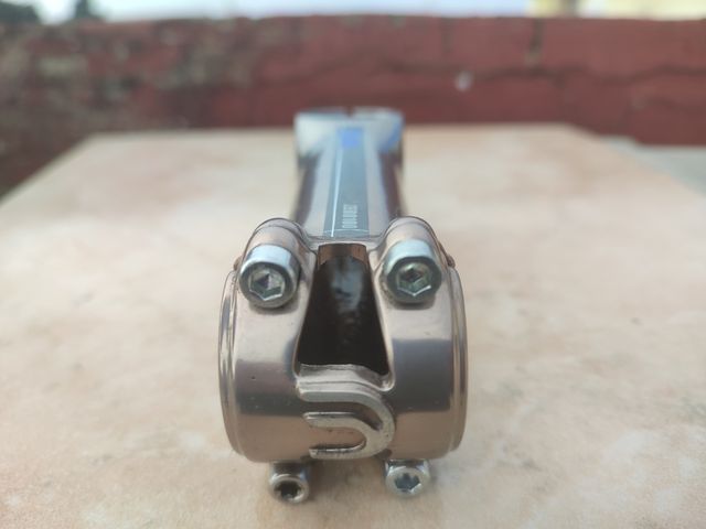 attacchi manubrio corsa