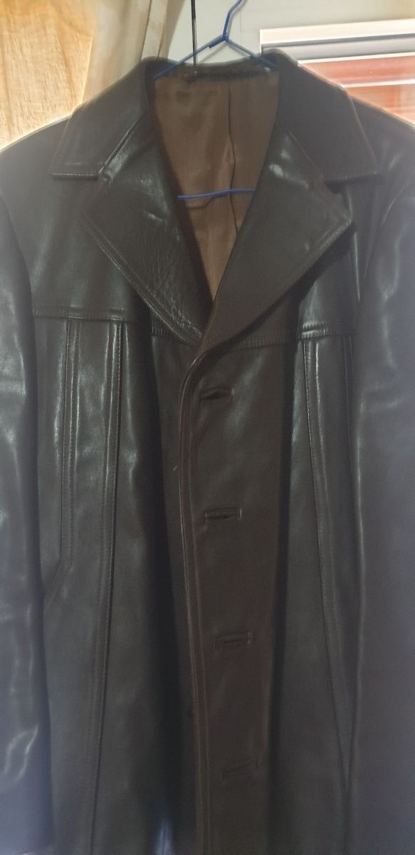 Chaqueton cuero marrón