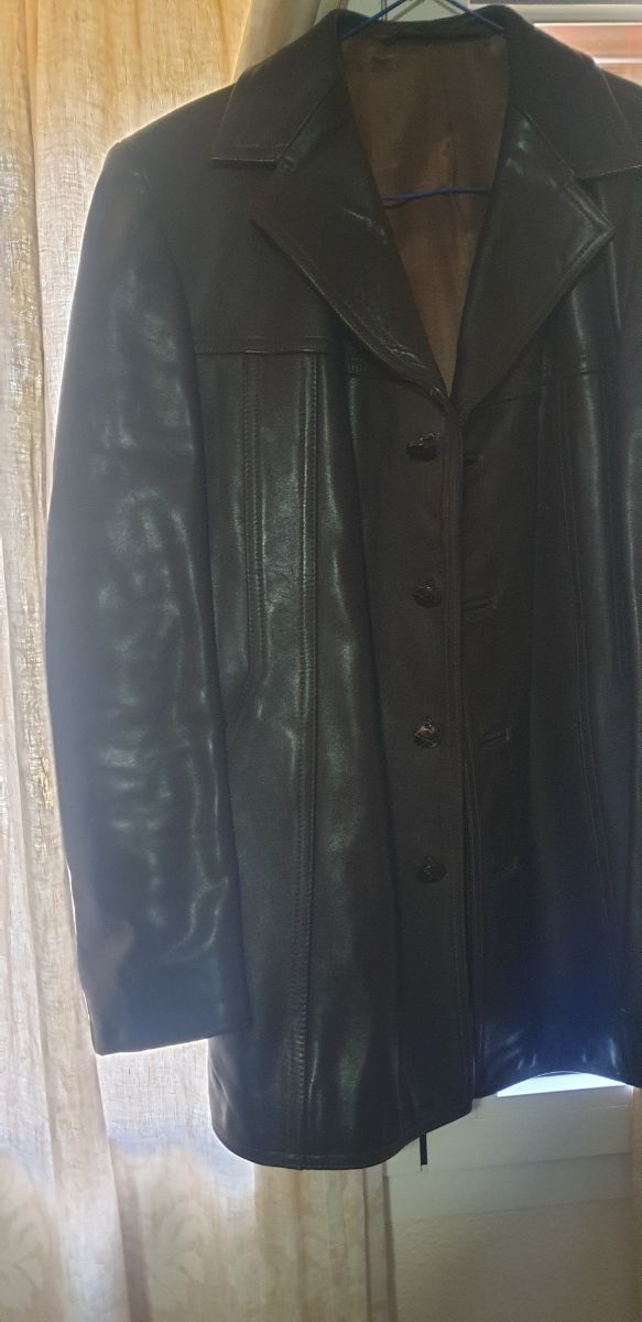 Chaqueton cuero marrón