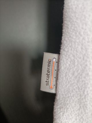 Polar blanco cuello alto