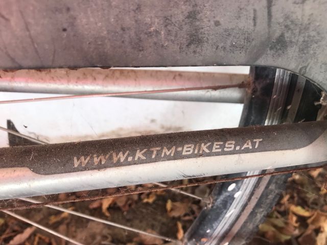 Bici paseo KTM alta gama para restaurar
