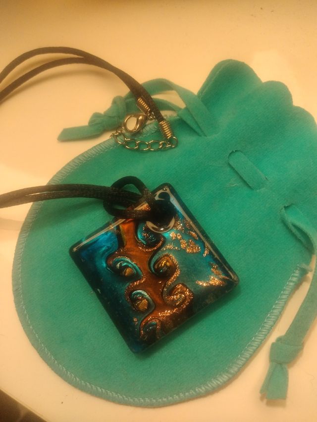 collana in vetro di murano.