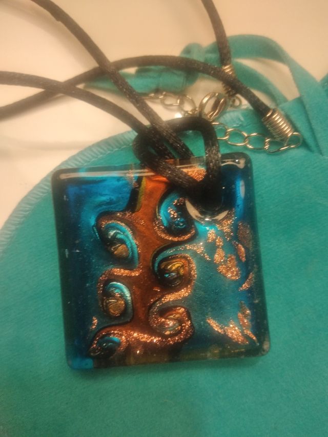 collana in vetro di murano.