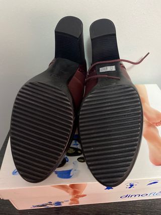 Pack zapatos piel + cartera mano Tono muy de moda