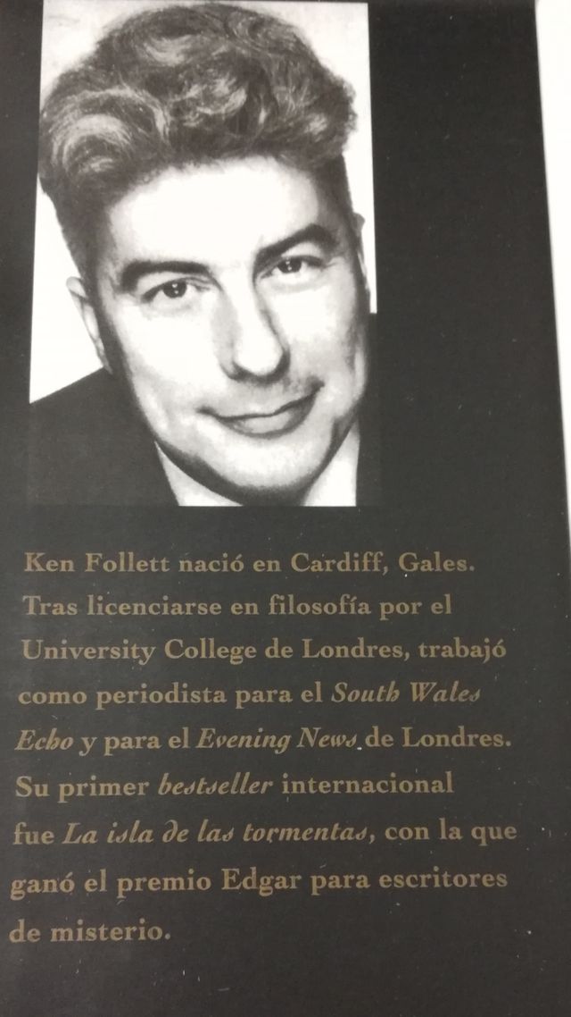 Los pilares de la Tierra de Ken Foffett