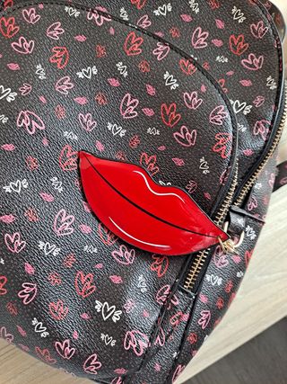 Mochila corazones mujer. Parfois