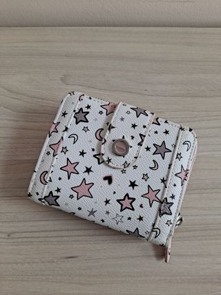 Mochila y cartera a juego. Parfois.