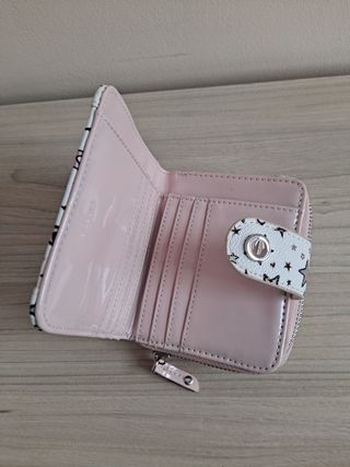 Mochila y cartera a juego. Parfois.