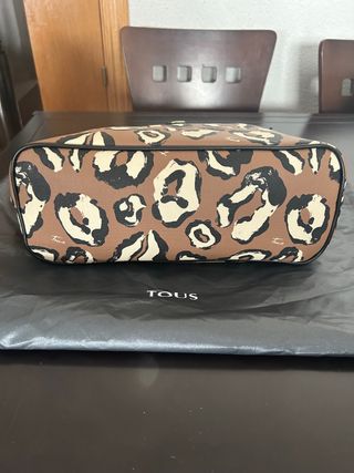 Bolso y cartera Tous original nuevo.