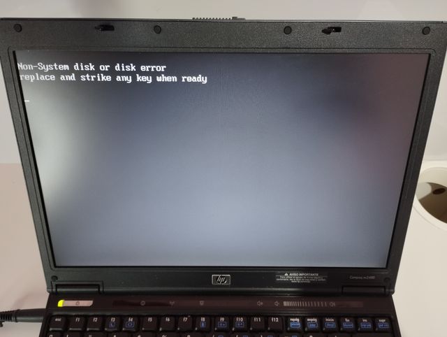 Portátil HP Compaq nc2400