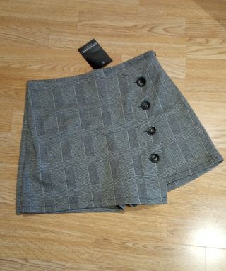 Falda pantalón mini talla L