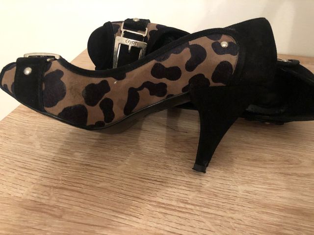 Zapatos tacón de ante