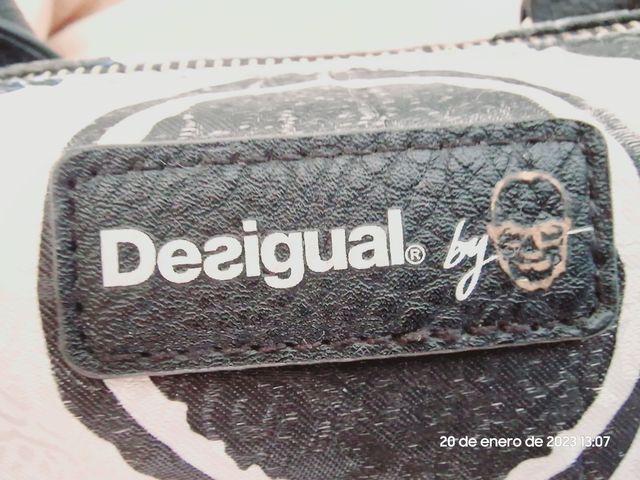 BOLSO DE MANO - DESIGUAL.