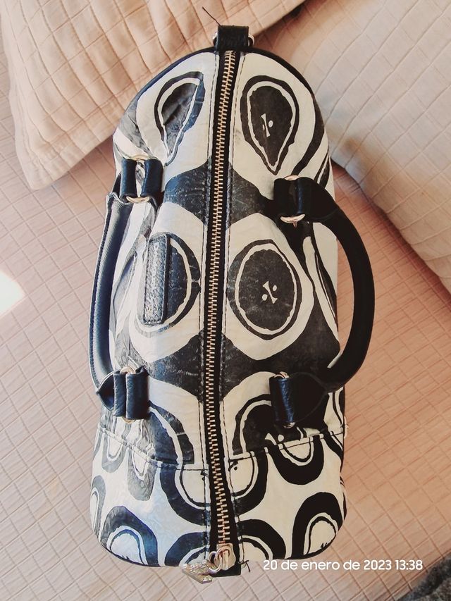 BOLSO DE MANO - DESIGUAL.