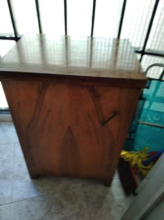 Maquina de coser antigüa Singer Zig Zag con mueble