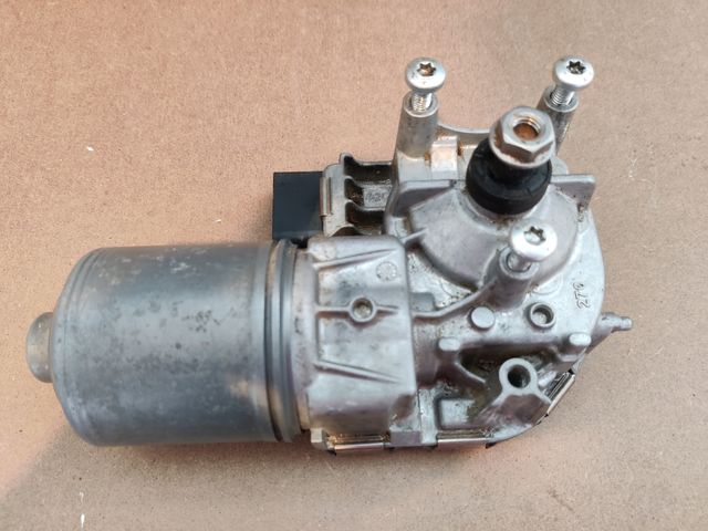 motor limpia delantero Audi q3