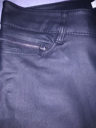 Pantalón efecto cuero de Springfield 