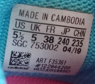 Botas futbol niño Adidas. Talla 38