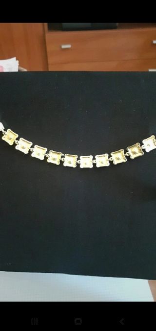 pusera nueva con etiqueta de mara.