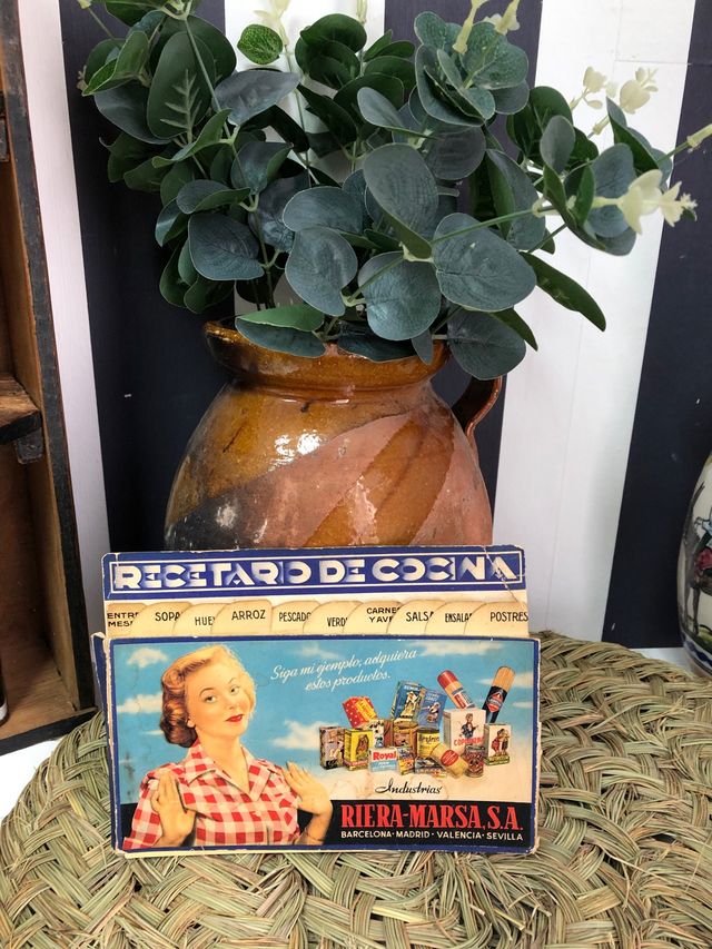 Vecchio libro di cucina