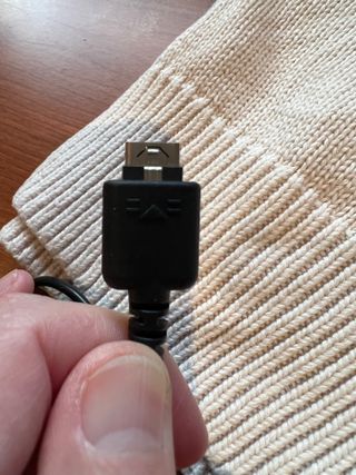 Cargador móvil óriginal LG antiguo