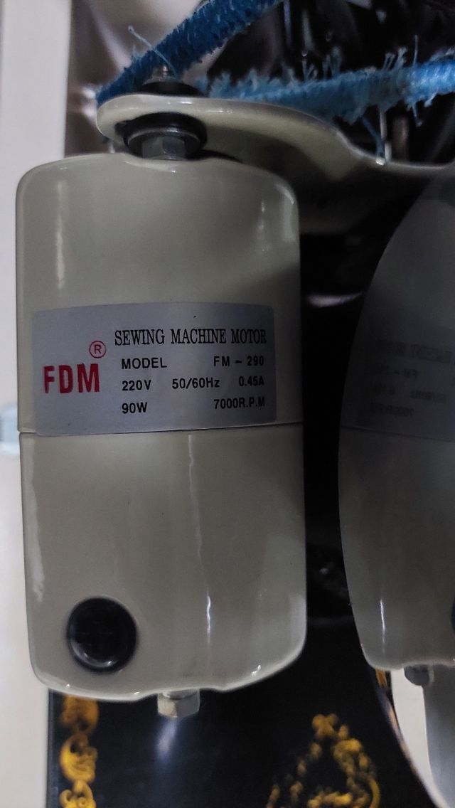 Máquina de coser Alfa