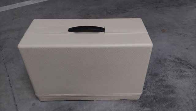 Máquina de coser Alfa