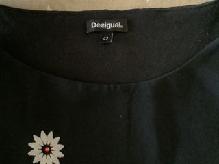 Remate!Vestido Desigual t-42 (M-L) negro sin manga