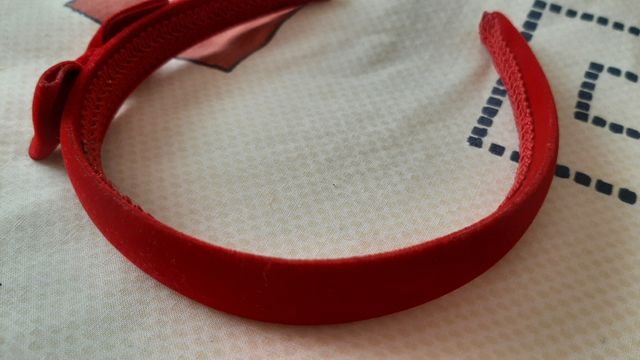 Diadema de terciopelo