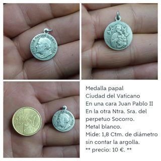 medallas papales