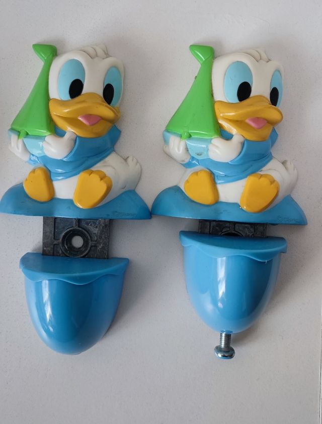 3 soportes para baldas Disney