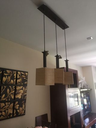 Tavolo e sedie allungabili in legno massello di frassino