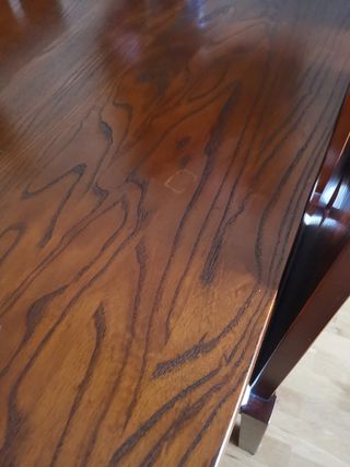 Tavolo e sedie allungabili in legno massello di frassino