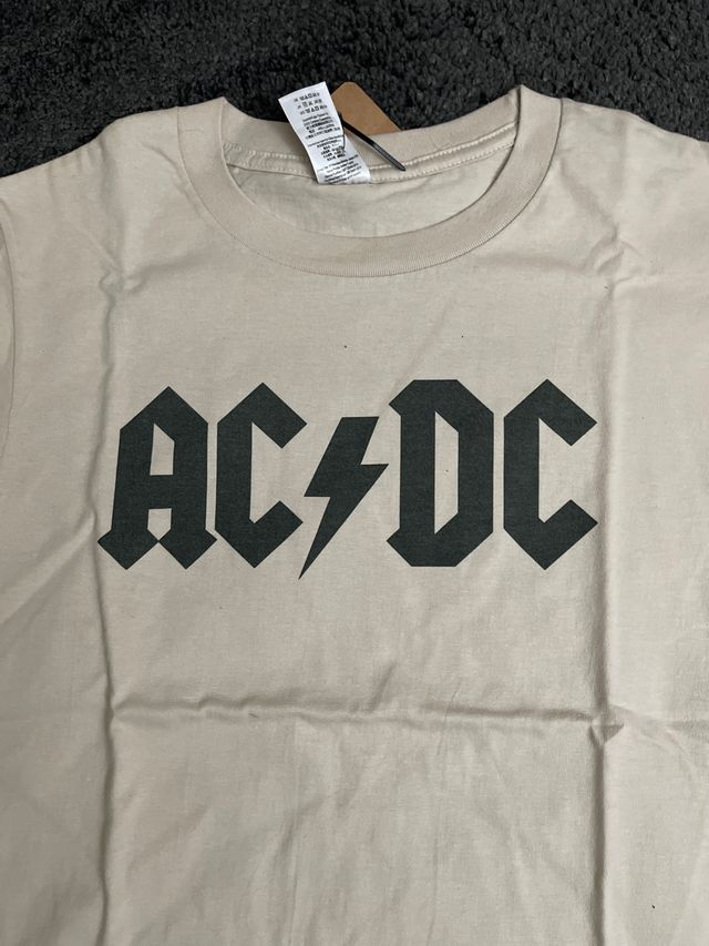CAMISETA AC/DC BEBE - NUEVA