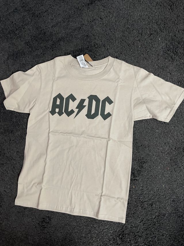 CAMISETA AC/DC BEBE - NUEVA