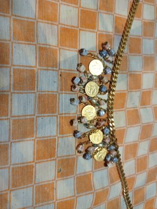 Cadena con colgantes